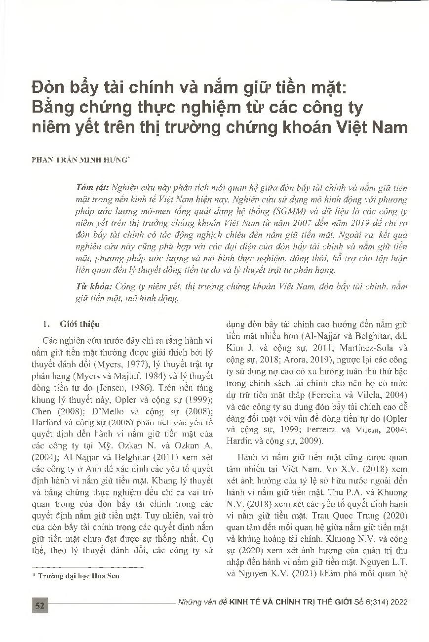 Đòn bẩy tài chính và nắm giữ tiền mặt: Bằng chứng thực nghiệm từ các công ty niêm yết trên thị trường chứng khoán Việt Nam = Financial leverage and cash holdings: Empirical evidence from listed companies on the Vietnamese stock exchanges